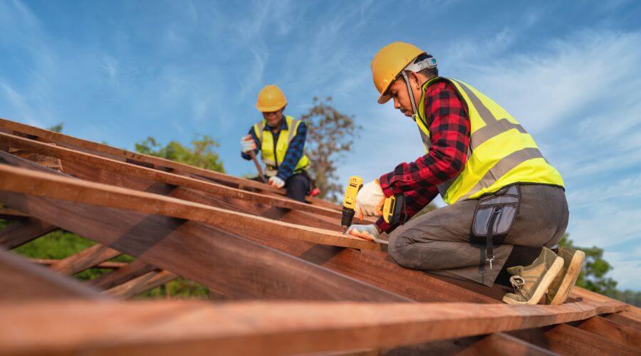 Professional residential roofers in Dingess, WV